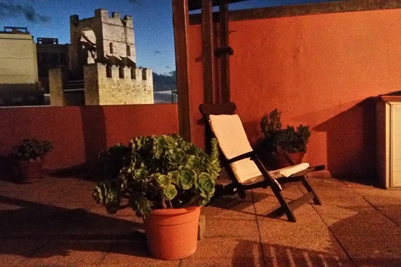 Attico In Centro Con Vista Della Torre - Cozy Penthouse Facing To The Tower Apartment Oristano Exterior photo